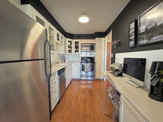 Photo - 4545 Wornall Rd Unit 1108