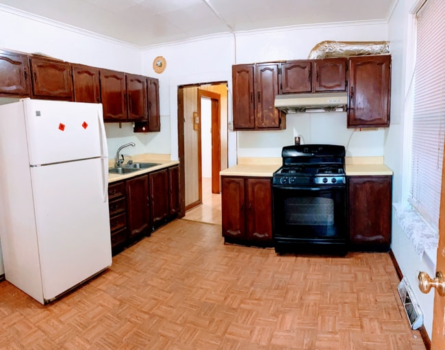 Photo - 2934 S Keeley St