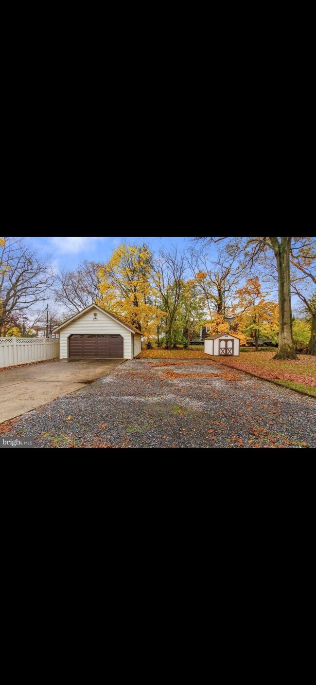 Photo - 112 W Central Ave Unidad B