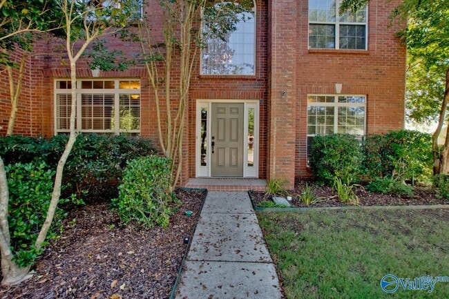 Photo - 2801 Centerridge Rd SE