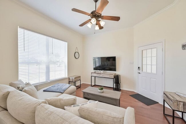 Building Photo - 811 Mallard Pointe Dr Rental