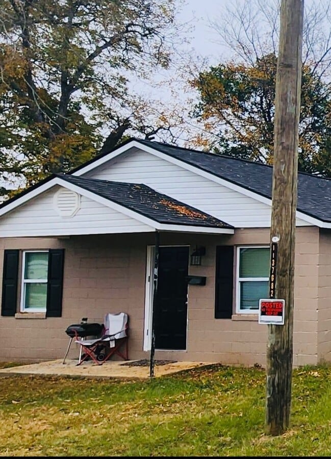 Poplar Street Hawkinsville - Poplar Street Hawkinsville Unidad 13