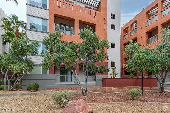 Building Photo - 19 E Agate Ave Unit 402 Rental