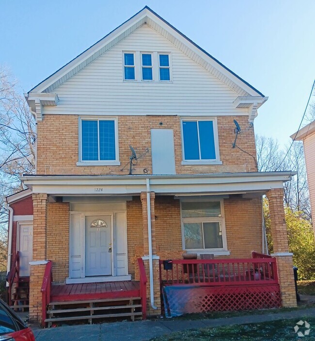 Building Photo - 1224 Ross Ave Unit 1 Rental