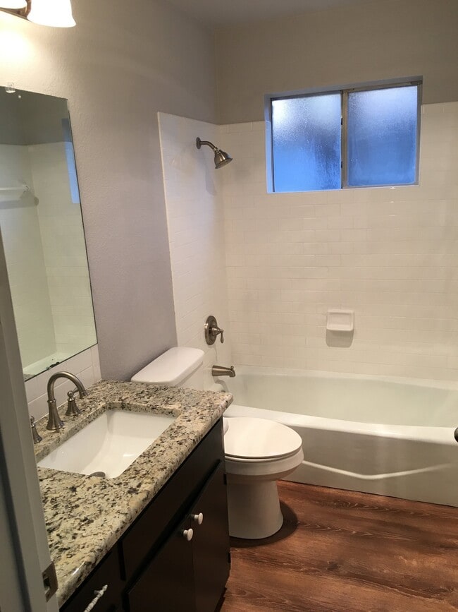 Photo - 2400 Dijon Dr