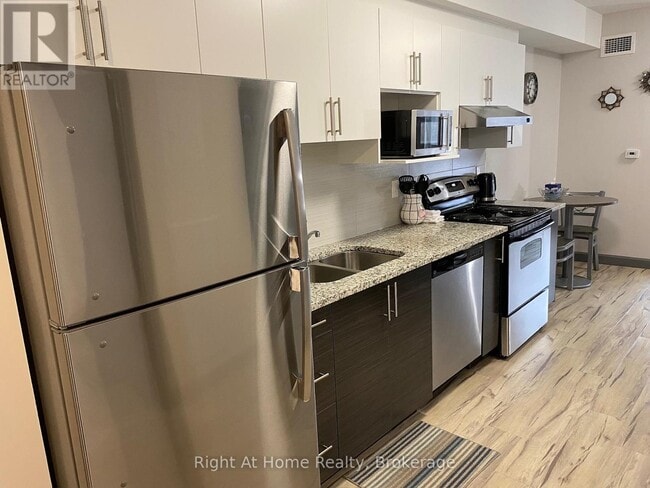 Photo - 258A Sunview St Unit 1710