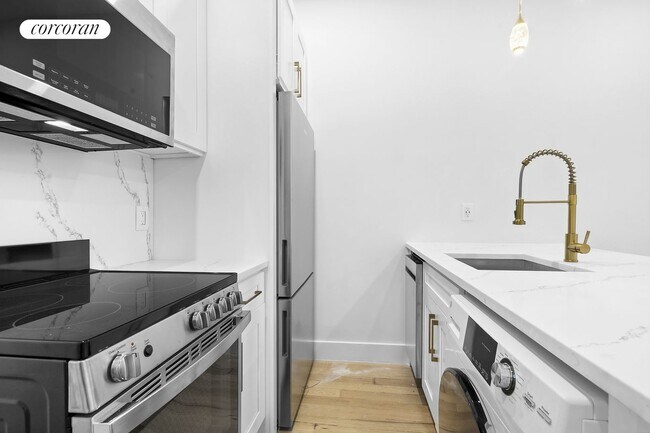 Photo - 202 W 96th St