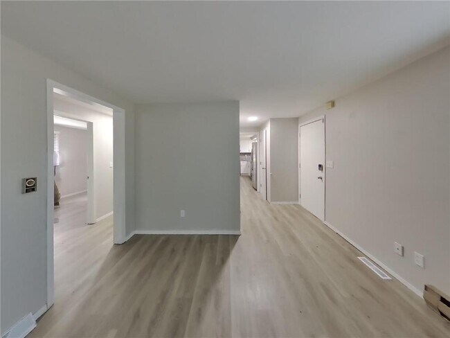 Photo - 1056 S Shore Dr