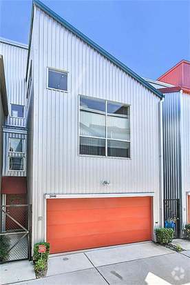 Building Photo - 2940 Commerce St Rental