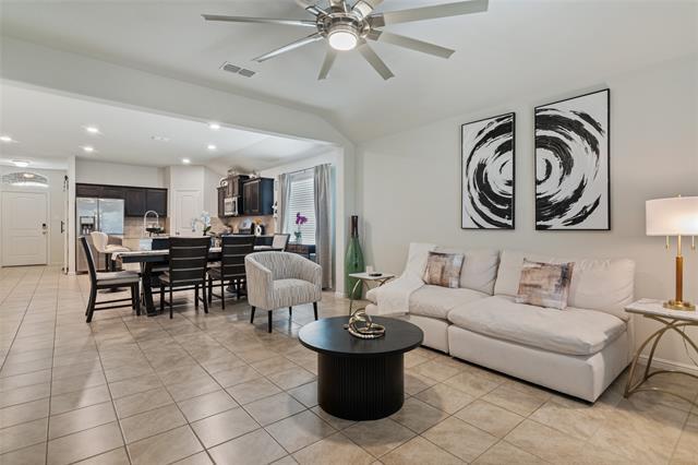 Photo - 6925 Tide Ln