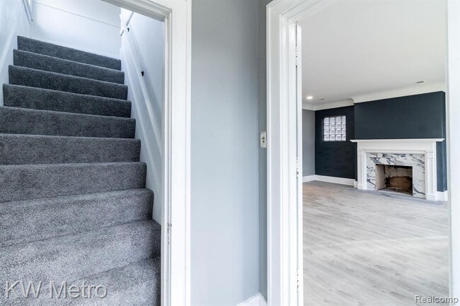 Photo - 3037 Calvert Ave