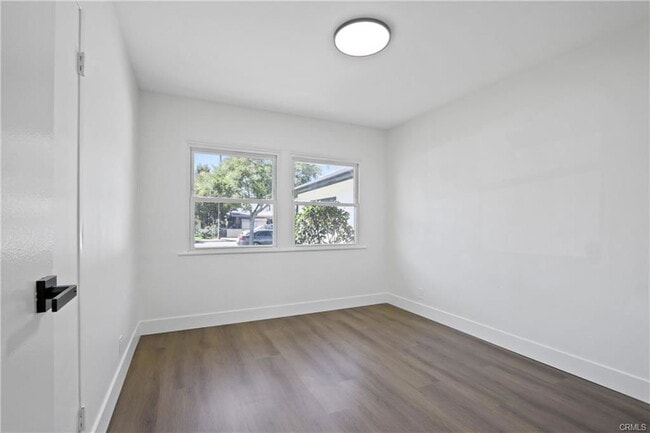 Photo - 8437 Everest St