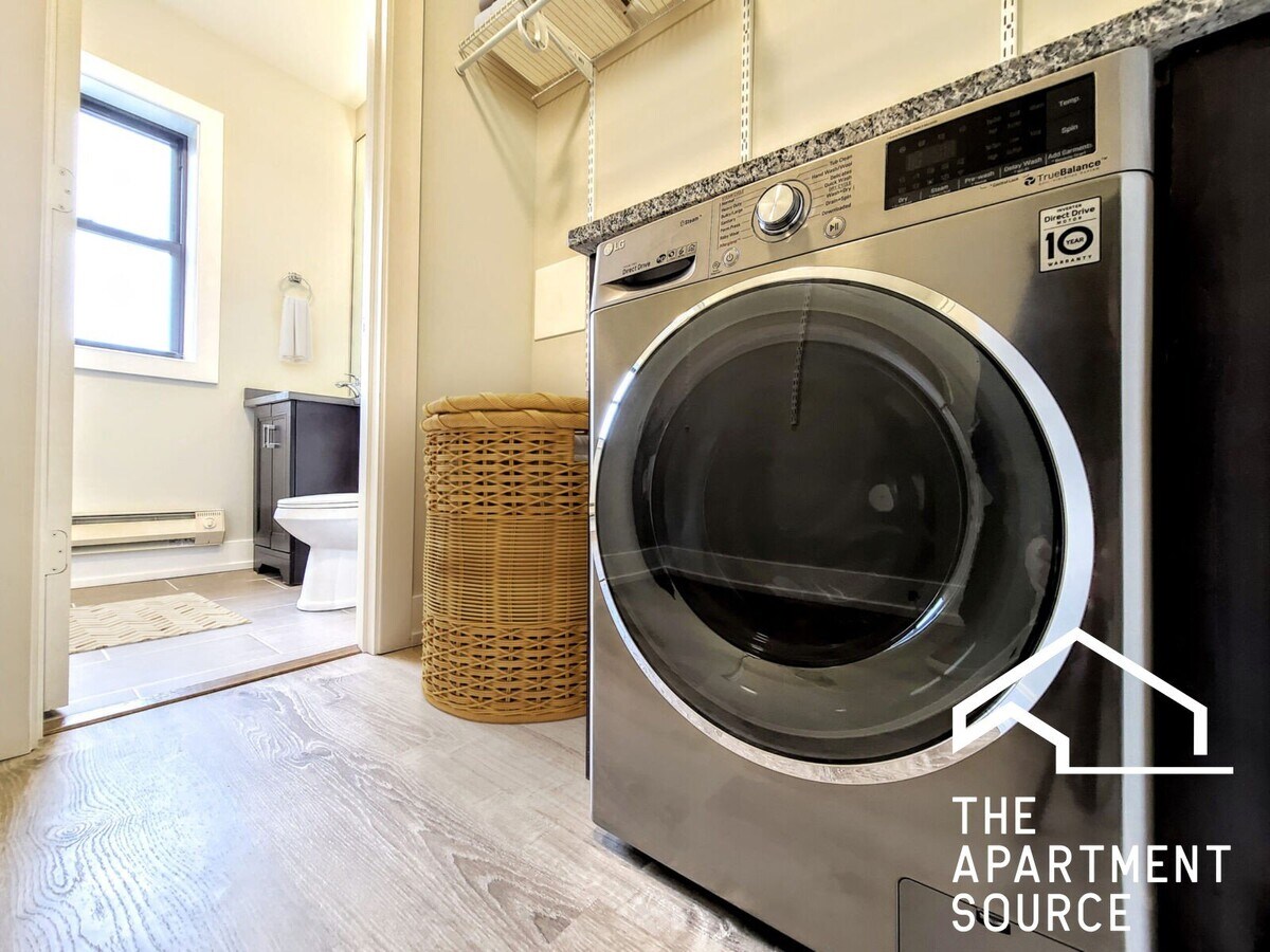 Photo - 713 W Brompton Ave Unit 57