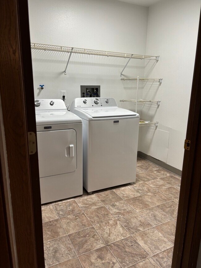 Hidden Glen Apartments