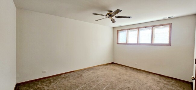 Photo - 2958 S Archer Ave Unit G