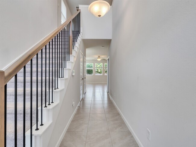 Photo - 7087 Silverleaf Oak St