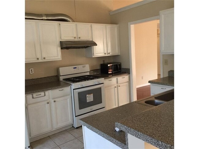 Photo - 930 Misty Creek Ct