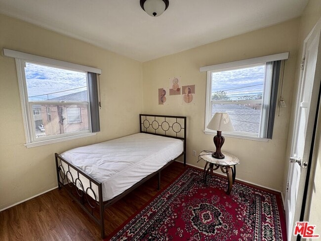 Photo - 8211 Crenshaw Dr Unit 8213 1/2