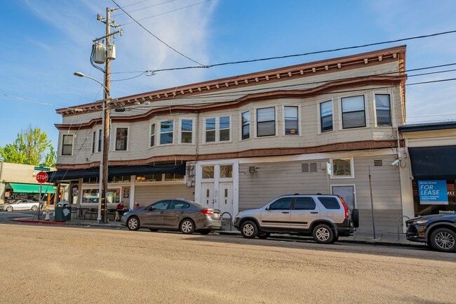 Building Photo - 4056 Piedmont Ave Unit 6 Glen