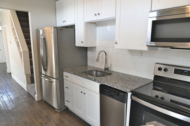 Photo - Eye-Catching 2 Bedroom in Heart of Midtown