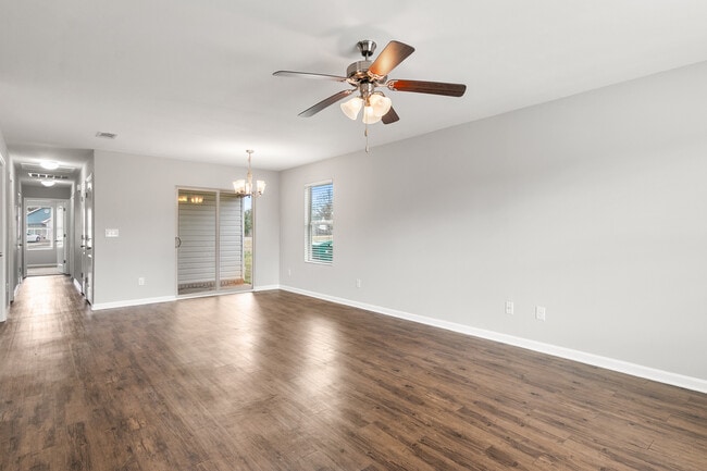 Photo - 16411 Waterbury Ln