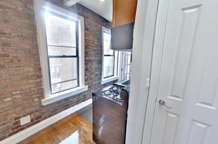 Photo - 416 E 13th St Apartamento Unidad 6B