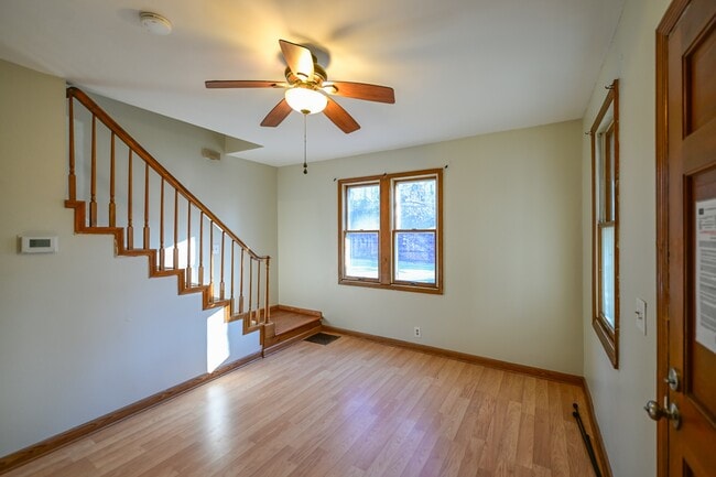 Photo - 29 N Shafer St