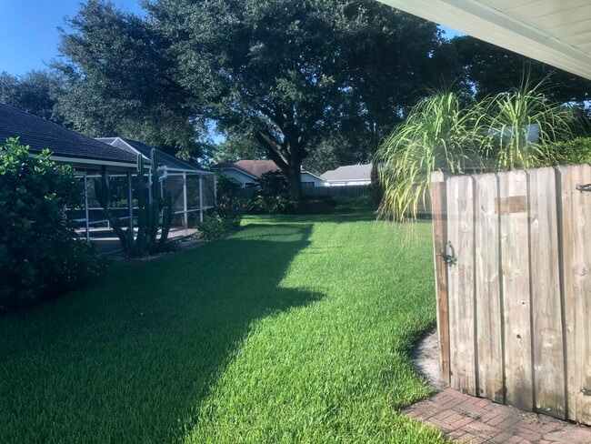 Backyard - 720 Samuel Chase Ln Rental