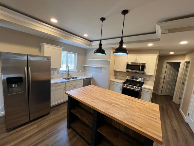 Photo - 1032 N Helen Ln