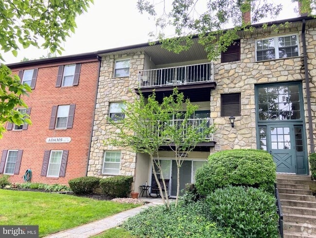 Building Photo - 83 Drummers Ln Unit 83 Rental
