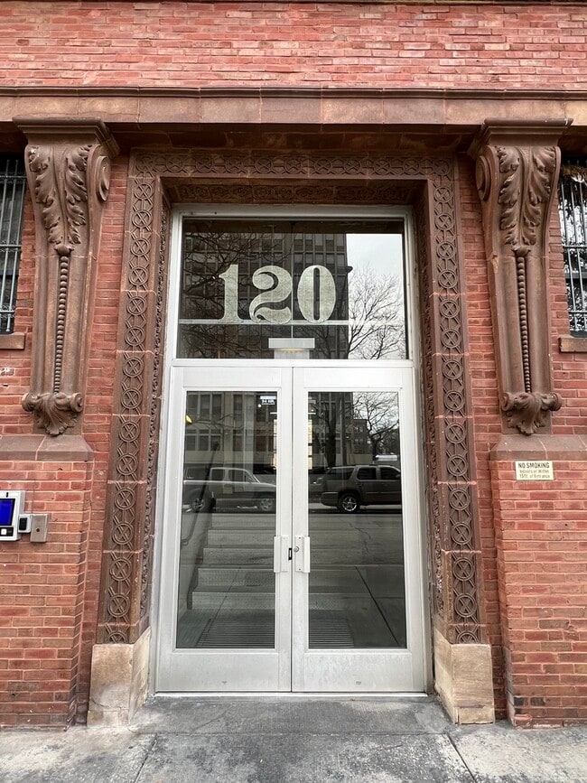 Photo - 1910 S Indiana Ave Unit 518