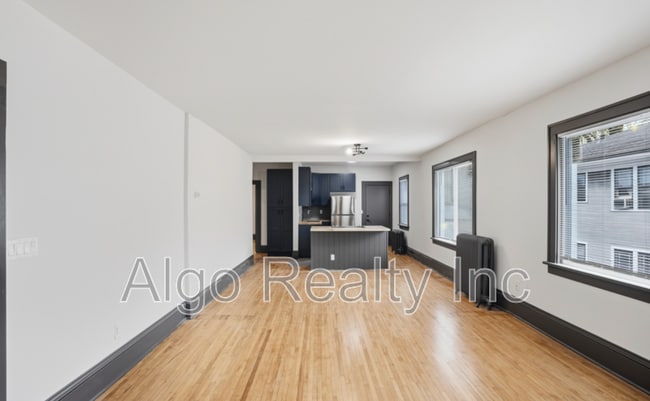 Photo - 3433 Portland Ave