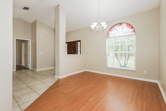 Photo - 2612 Brianholly Dr