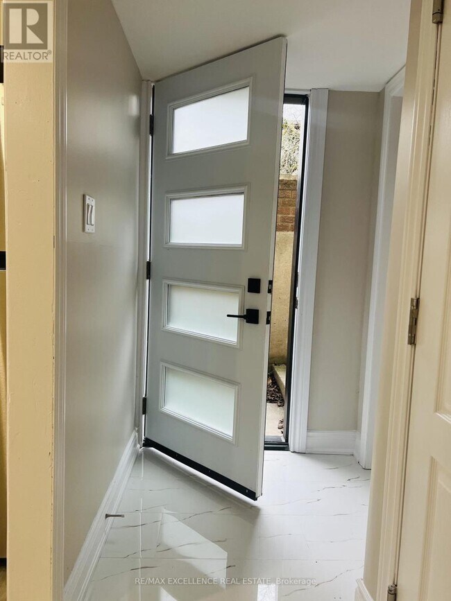 Photo - 104 Meredith Dr