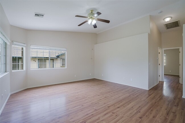 Photo - 4150 N Viewpoint Dr