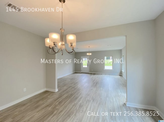 Photo - 1445 Brookhaven Dr