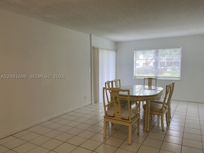 Building Photo - 6505 Winfield Blvd Unit B-25