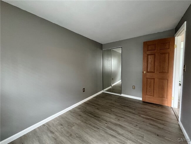 Building Photo - 3671 Gaskin Rd