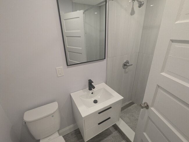 Photo - 36 Winchester St Unit 6