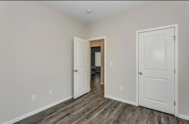 Photo - 2344 E Cheyenne Ct Townhome