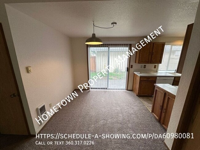 Photo - 1540 Diamond Rd SE