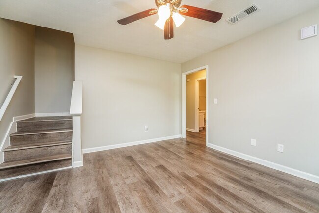 Photo - 160 Chandler Fields Dr