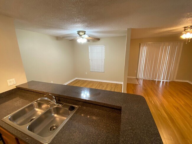Photo - Spacious 1/1 Den with Screened Lanai Unit 103