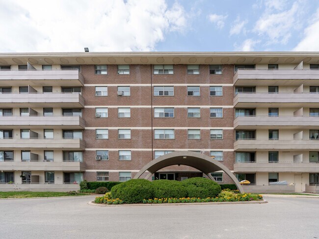 Photo - 230 Platt's Ln