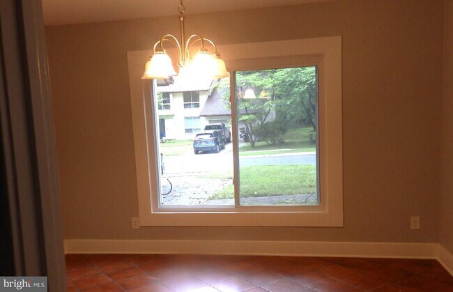 Building Photo - 3 Don Mills Ct Rental
