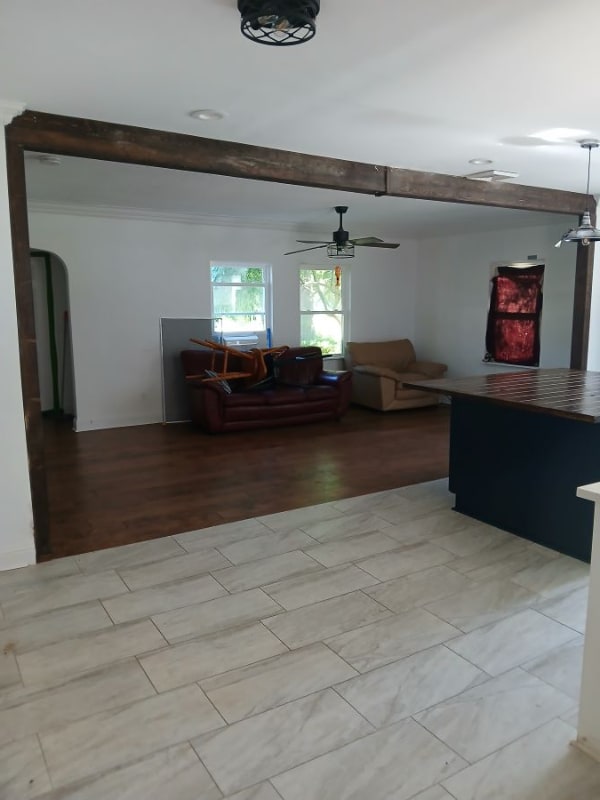 Building Photo - 4424 N River Rd Rental