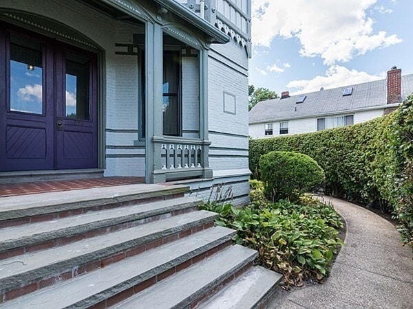 Photo - 832 Belmont St Unit 2