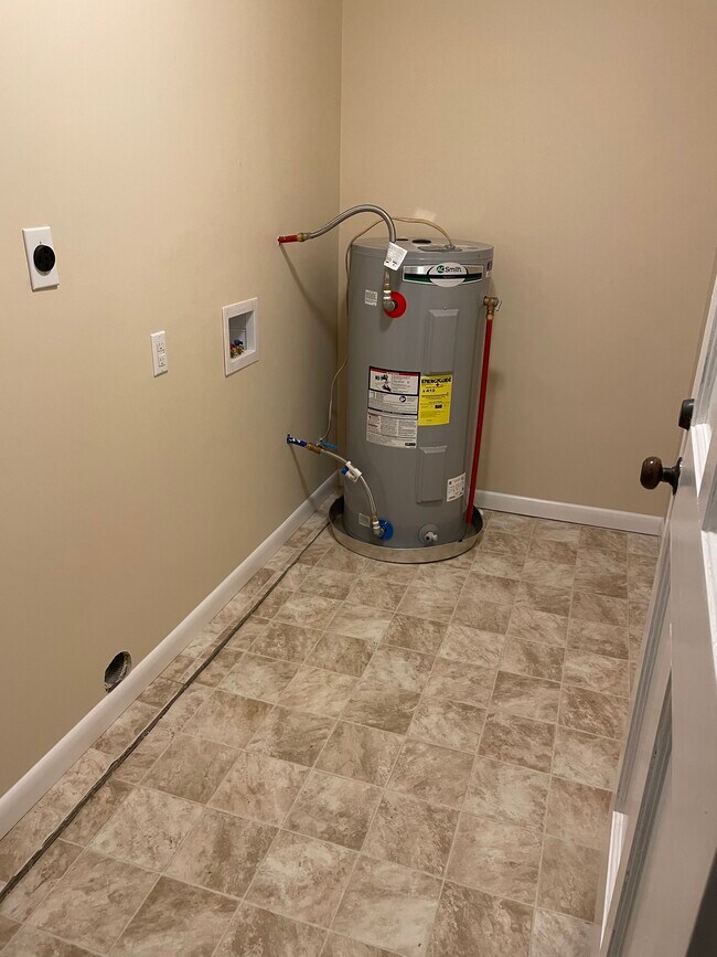 Photo - 703 W 21st St