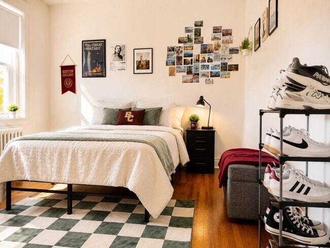 Photo - Great value 2-bed unit avail for 8/1