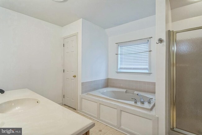 Photo - 14610 Balsam Ct